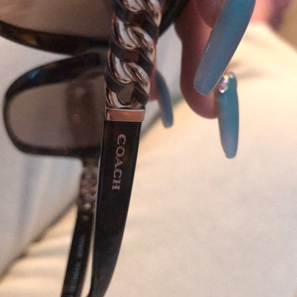 Coach sunglasses - Picture 2 of 2